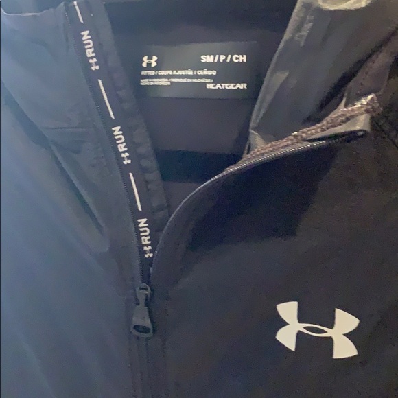 Under Armour Qualifier Storm Packable Jacket - Picture 7 of 9